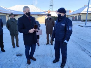 Komendant w trakcie podziękowań dla Pana Posła Jerzego Małeckiego