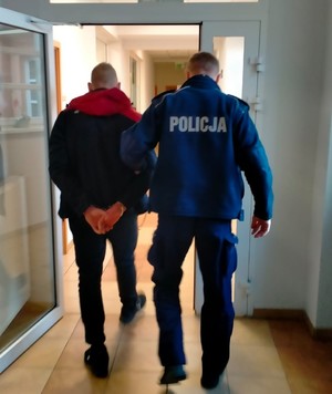 policjant, mężczyzna, kajdanki