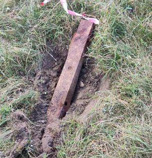 Zabezpieczone miejsce min przeciwpancernych pochodzących z czasów II wojny światowej