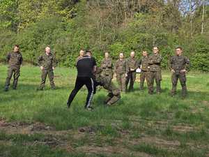 Węgorzewscy policjanci szkolą żołnierzy