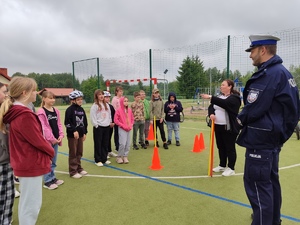 Egzamin na kartę rowerową z węgorzewskimi policjantami