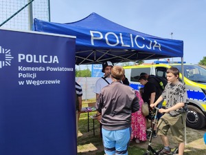 Obchody Dnia Dziecka z udziałem węgorzewskich policjantek
