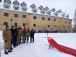 Bezpieczne ferie nad wodą i lodem – pokazy ratownictwa w Węgorzewie