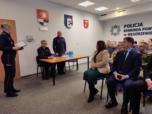 Odprawa roczna podsumowująca pracę węgorzewskich policjantów w 2025 roku